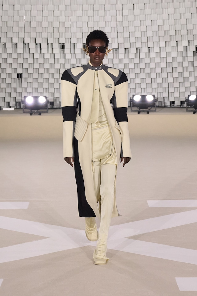 Off-White AW25 4