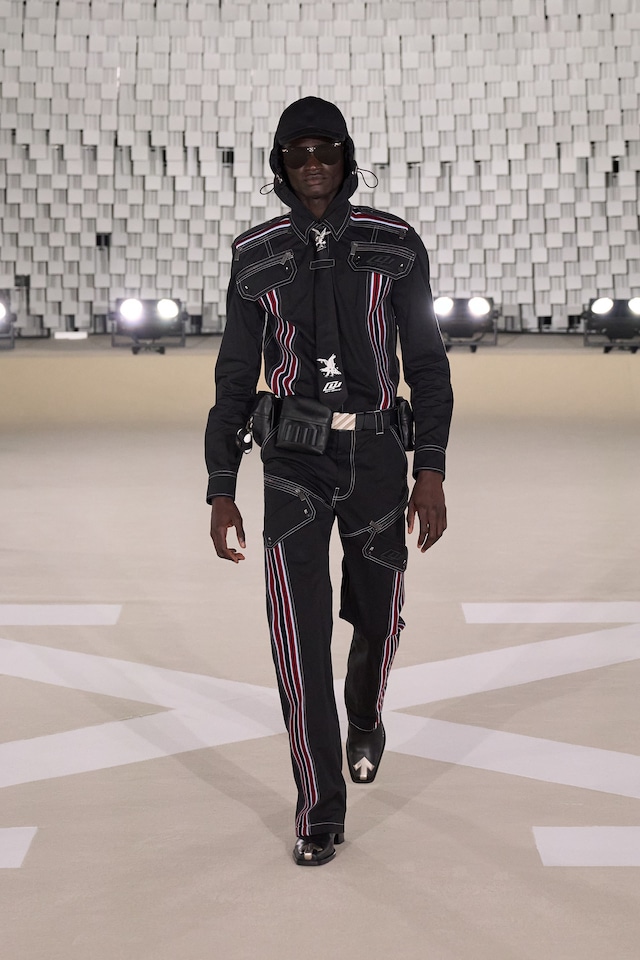 Off-White AW25 5