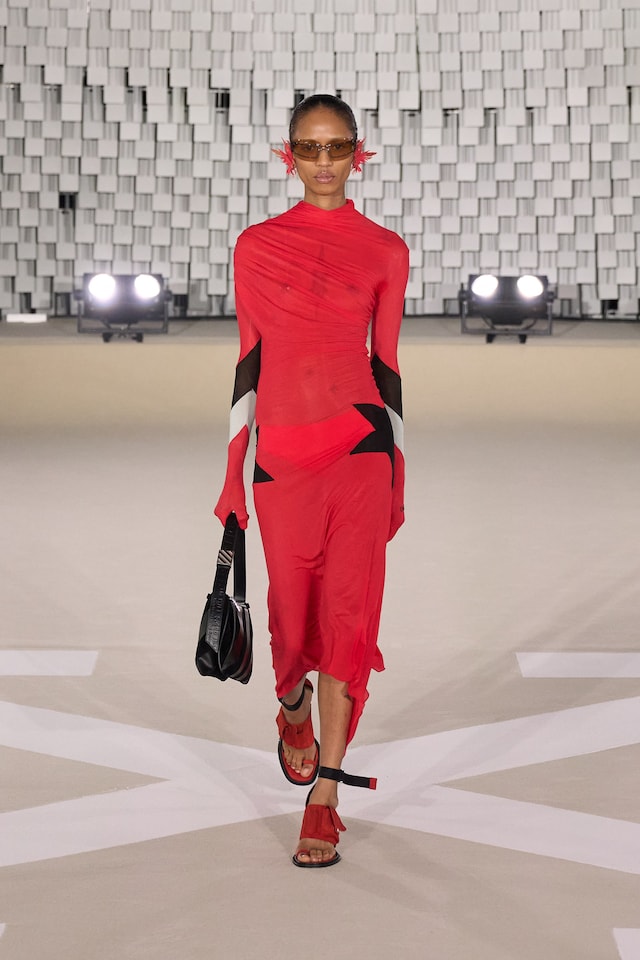 Off-White AW25 22