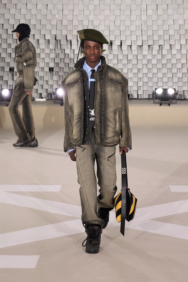 Off-White AW25 27