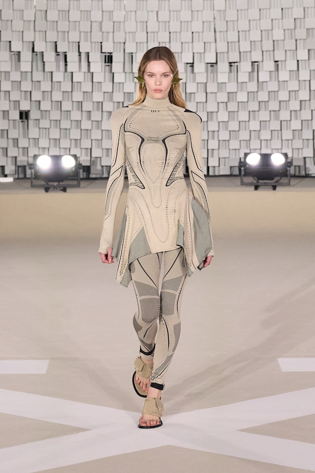 Off-White AW25 28