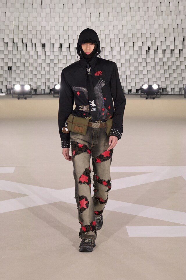 Off-White AW25 29