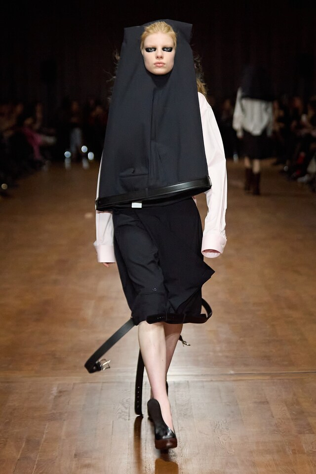 Hodakova AW25 17