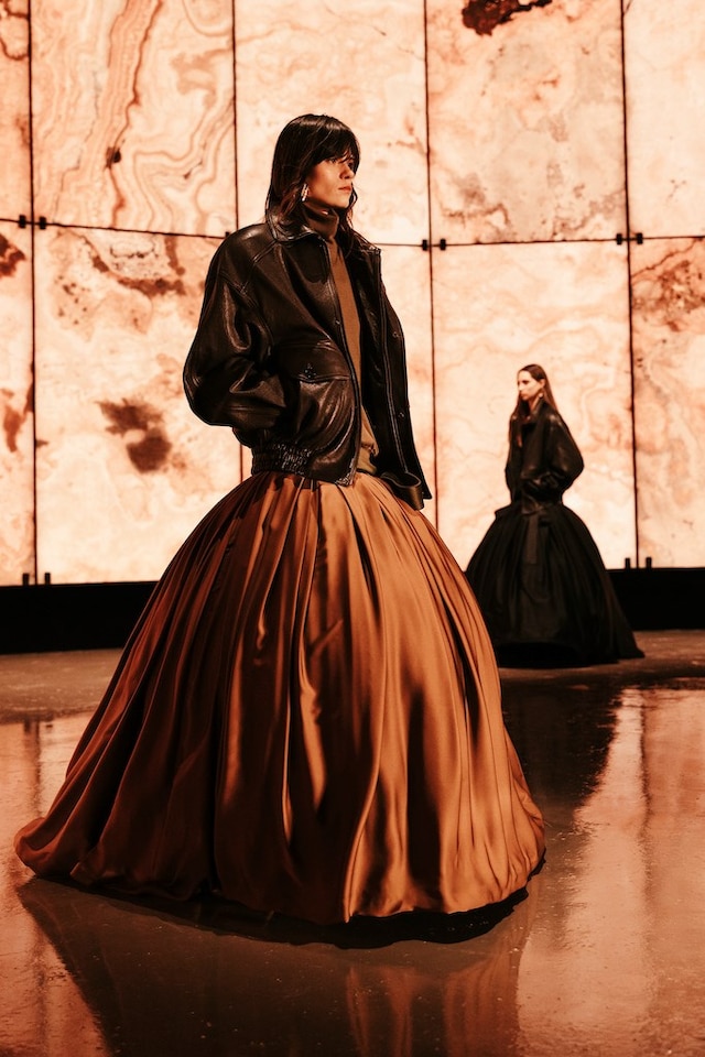 Saint Laurent SW25 womenswear show by Anthony Vaccarello 9