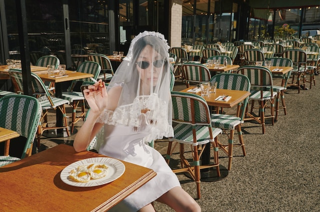 HERE COMES THE SSENSE BRIDE 