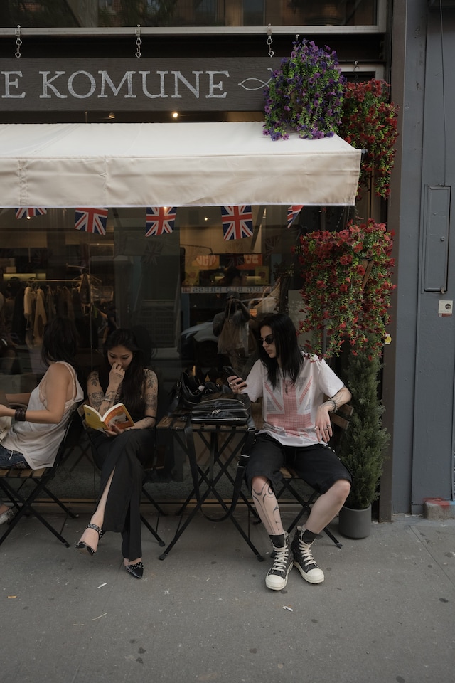 London Comes to Komune 6