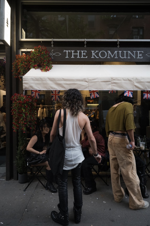 London Comes to Komune 22