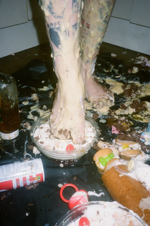 Roxy Lee, Dolly Mixture 10