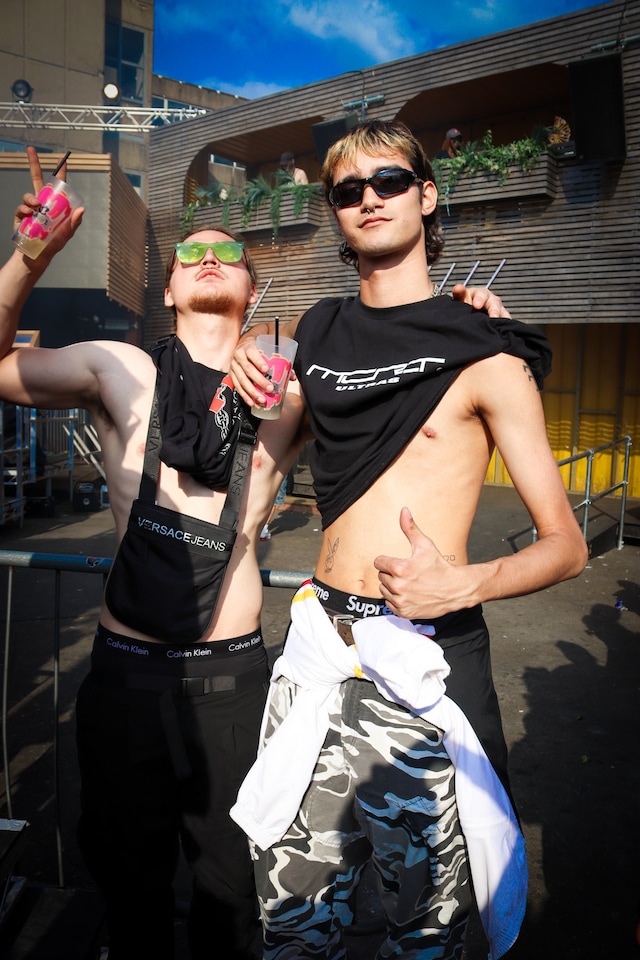Live from Earth street style 9