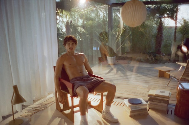 COACH HEATS THINGS UP WITH CHARLES MELTON