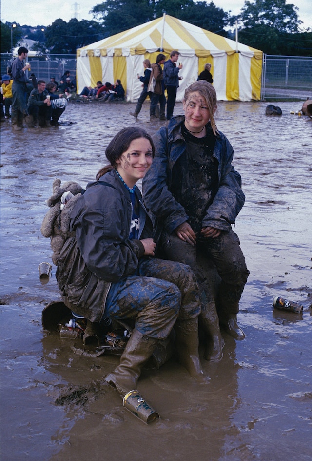 Beauty inspiration Glastonbury festival archives 10