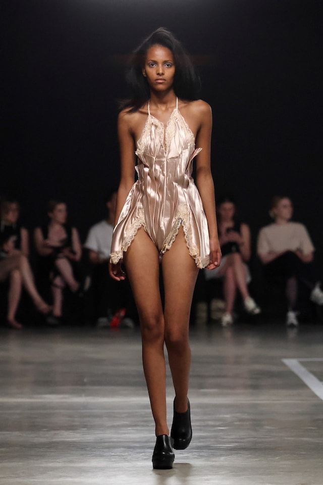 Sia Arnika SS26 30