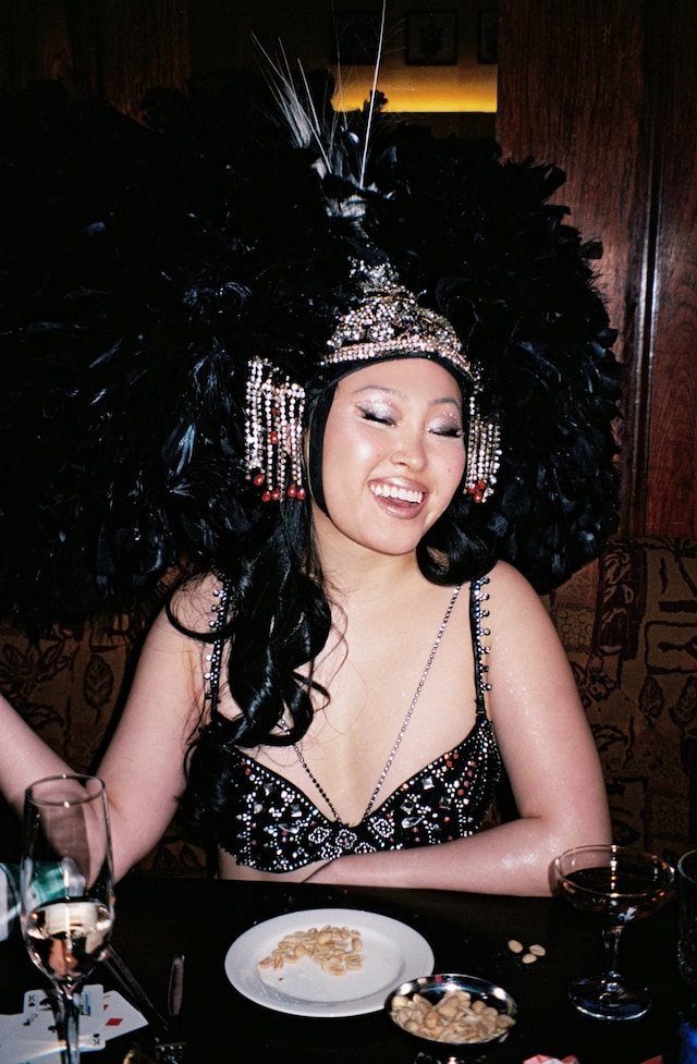 Showgirls 2