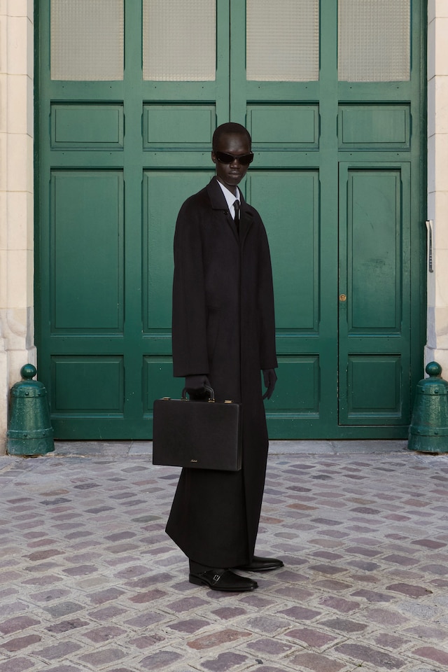 Balenciaga AW25 couture 19