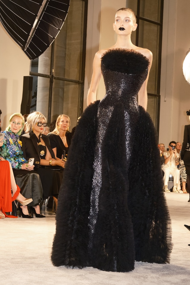 Schiaparelli AW25 6