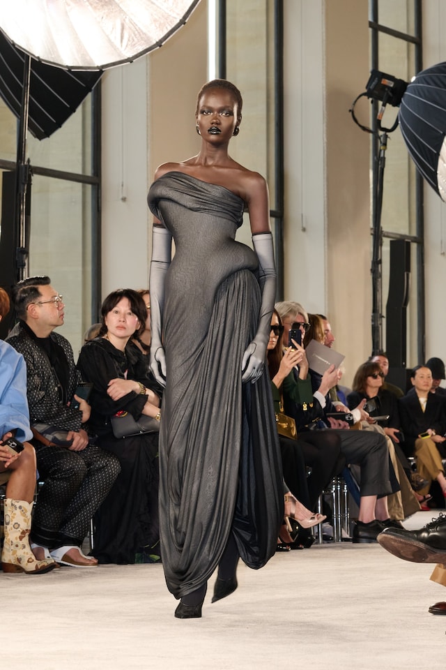Schiaparelli AW25 10