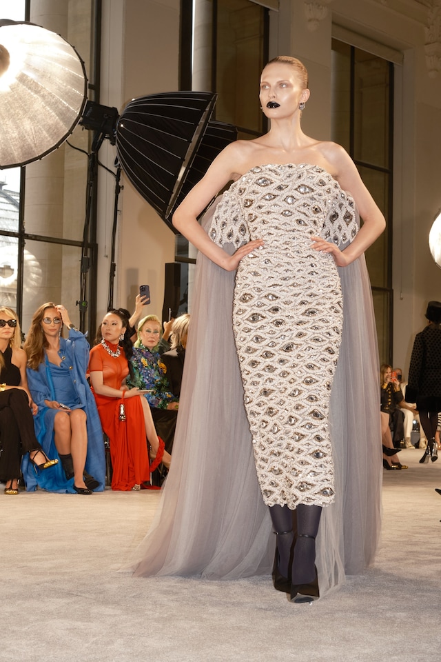 Schiaparelli AW25 13