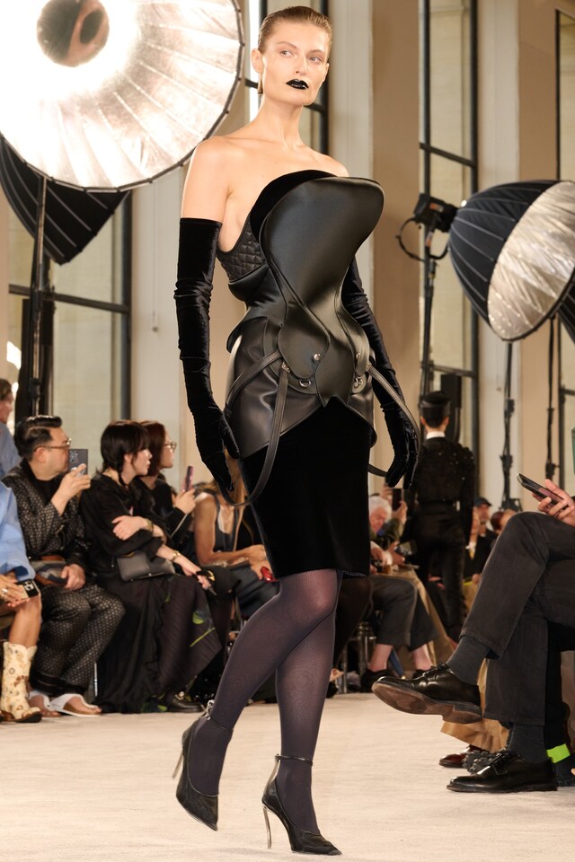Schiaparelli AW25 25