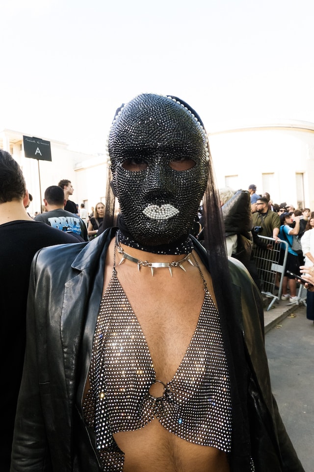 PFWM-Jun25-Street-YuF-05516 16