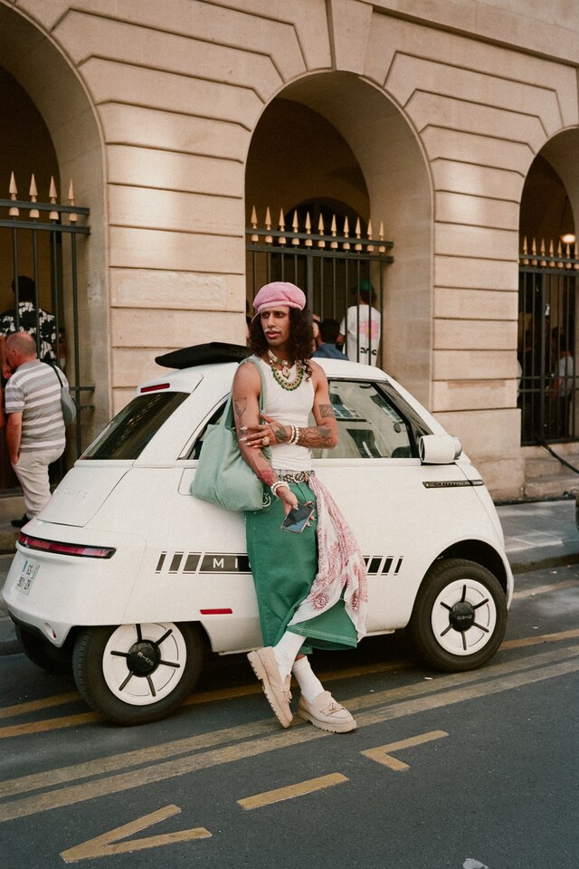 PFWM-Jun25-Street-YuF-000092230016 29