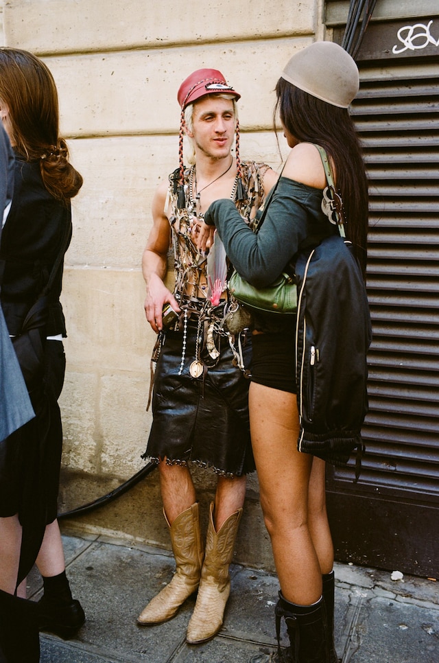 PFWM-Jun25-Street-YuF-000092250029 9