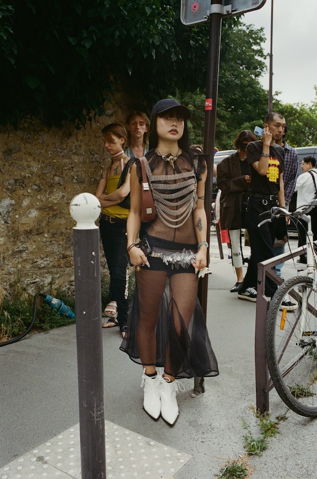 PFWM-Jun25-Street-YuF-000095880013 13