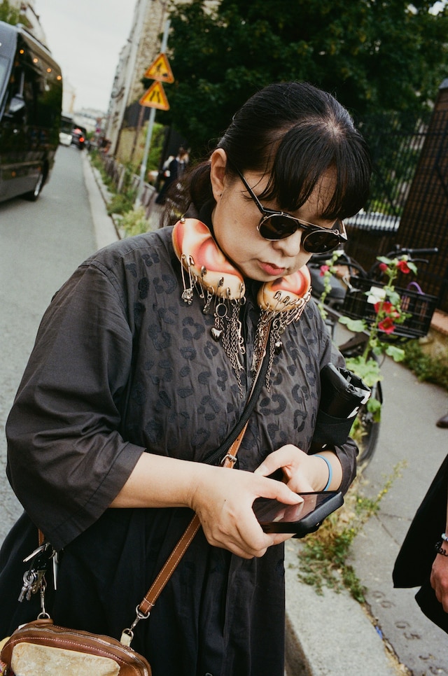 PFWM-Jun25-Street-YuF-000095880027 1