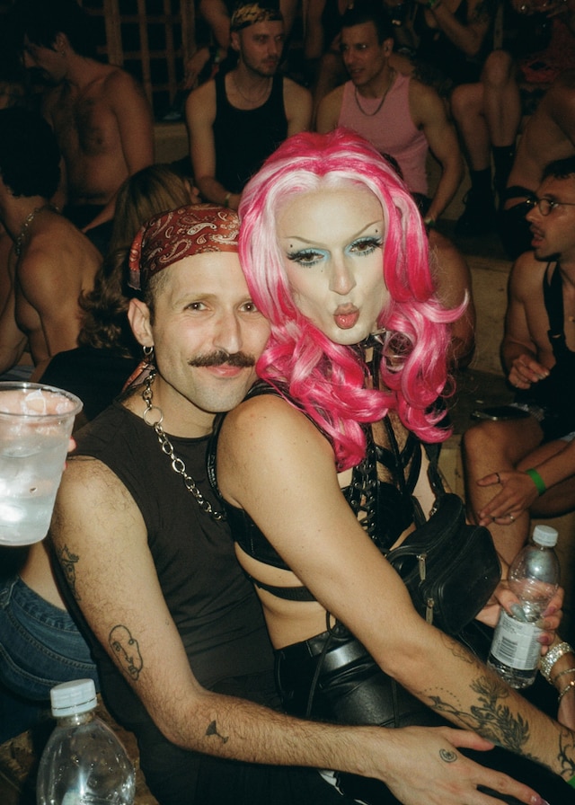 Sextou pride rave 25