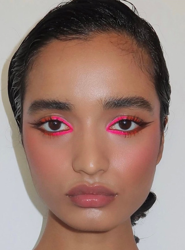 Community Alexandra French makeup artist 4