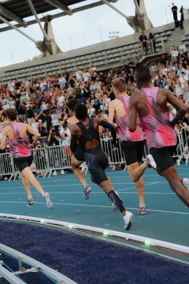 Faith Kipyegon’s four-minute mile attempt 11