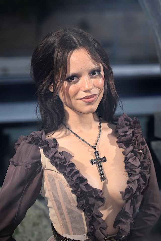 Jenna Ortega beauty looks Wednesday 3