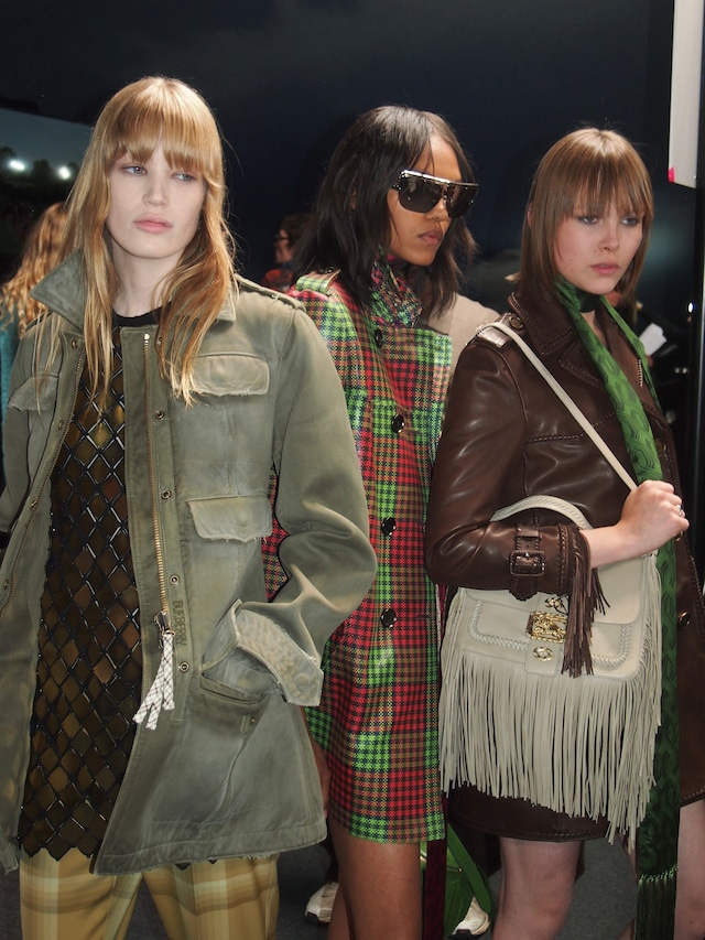 Backstage at Burberry SS26 op 22