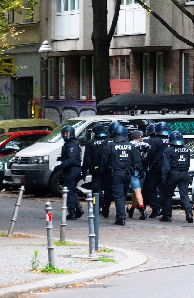 Wolfgang Tillmans: Uncensored, Autumn Issue 2025, Dazed 7