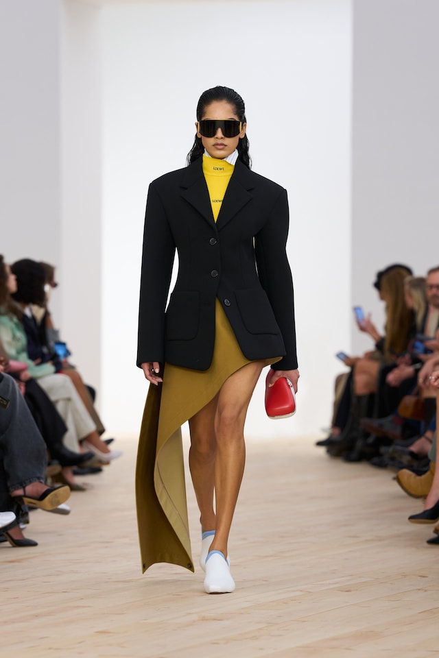 Loewe SS26 16
