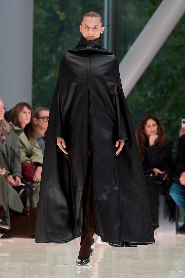 Ala&#239;a SS26 41