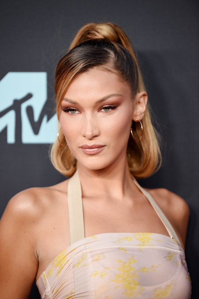 The beauty evolution of Bella Hadid 8