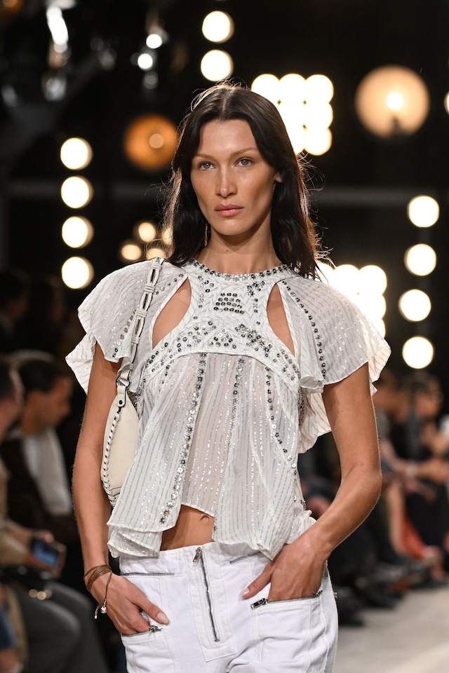 The beauty evolution of Bella Hadid 15