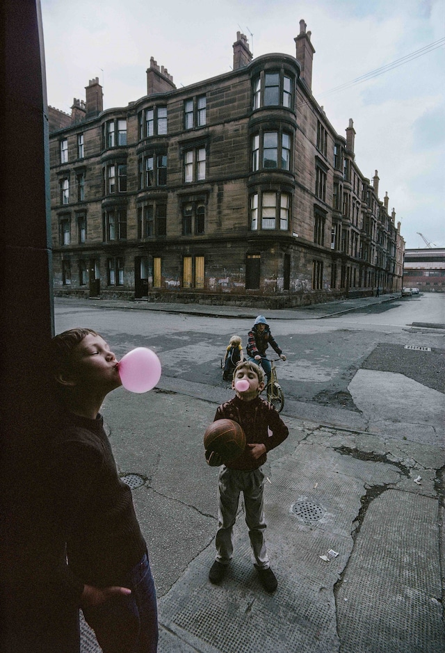 Youth Print Sale, Magnum and Aperture 1