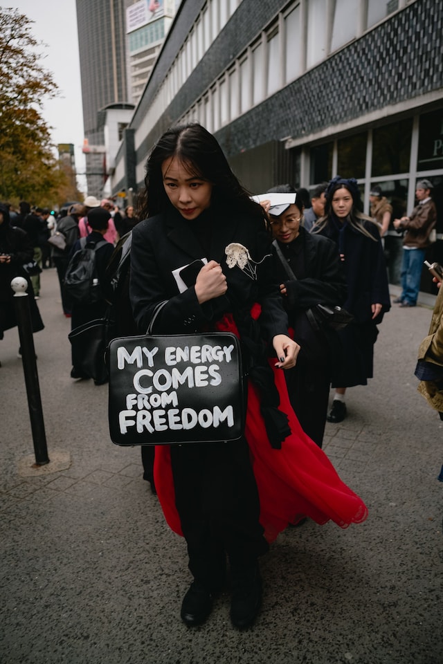 Paris Fashion Week street style SS26 12