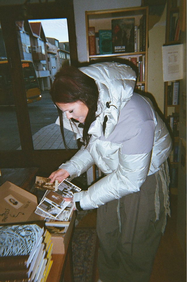 A Dazed Day Out with Alaska1867 3