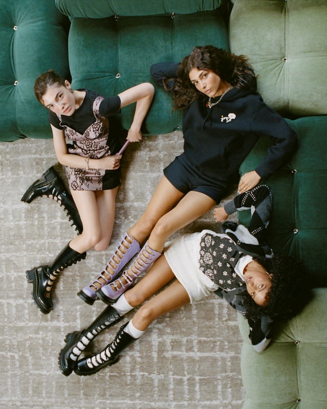 LET&#39;S HAVE A KIKI WITH MARC JACOBS &amp; DR. MARTENS 