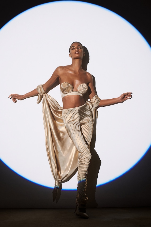 16A x AP _ Look 12 11