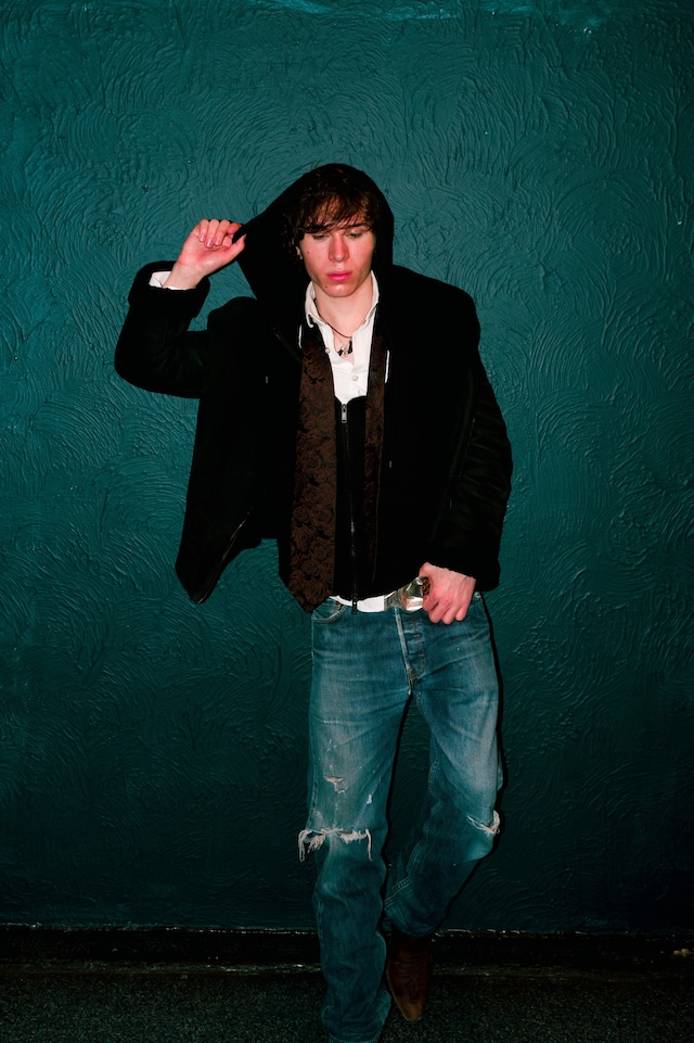 2hollis London street style 44