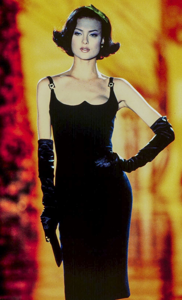 Shalom Harlow iconic catwalk moments 2
