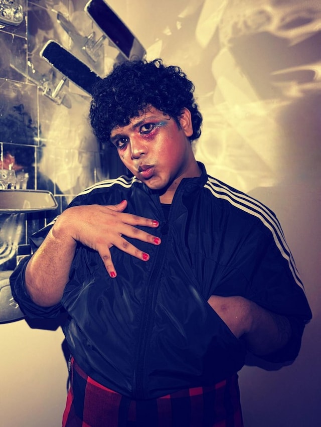 imageedit_2_7401885029 36