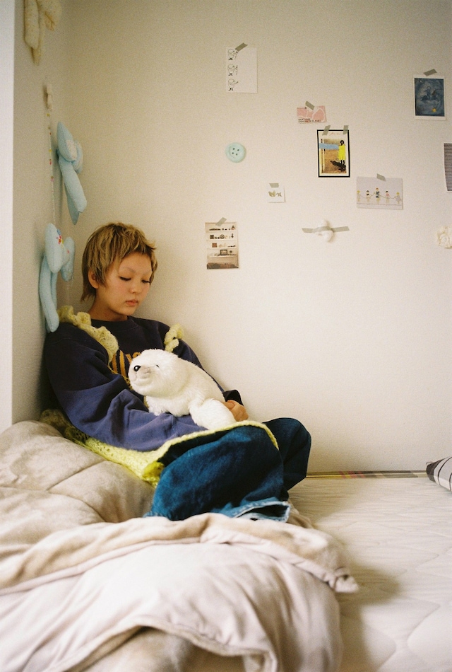 Alexandra Waespi, Interior worlds of Tokyo&#39;s creative gyaru 4