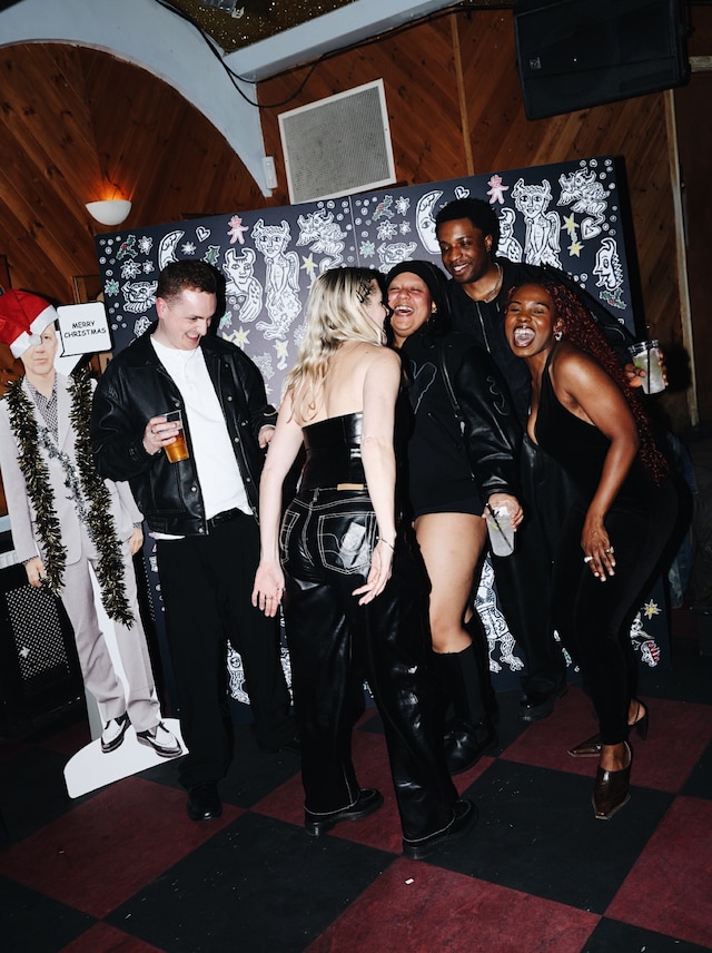 9BB71057-A084-49CB-9BCA-CE4C2AE67BC1 1