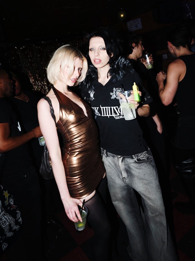 47EC701D-14AC-4B76-A54A-F0D6F6C9954D 4