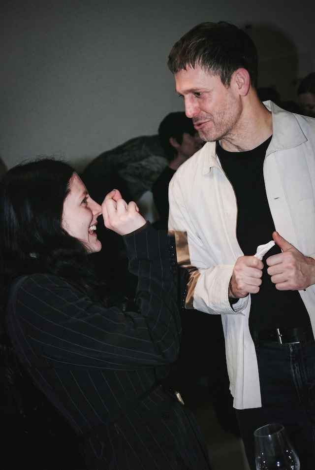 Restless Egg: Did DeepMind need Theme Park? 18