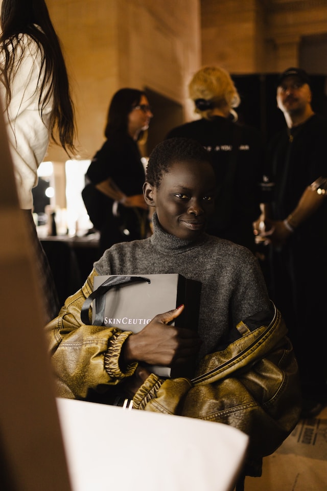 SkinCeuticals_x_ERDEM--11 12